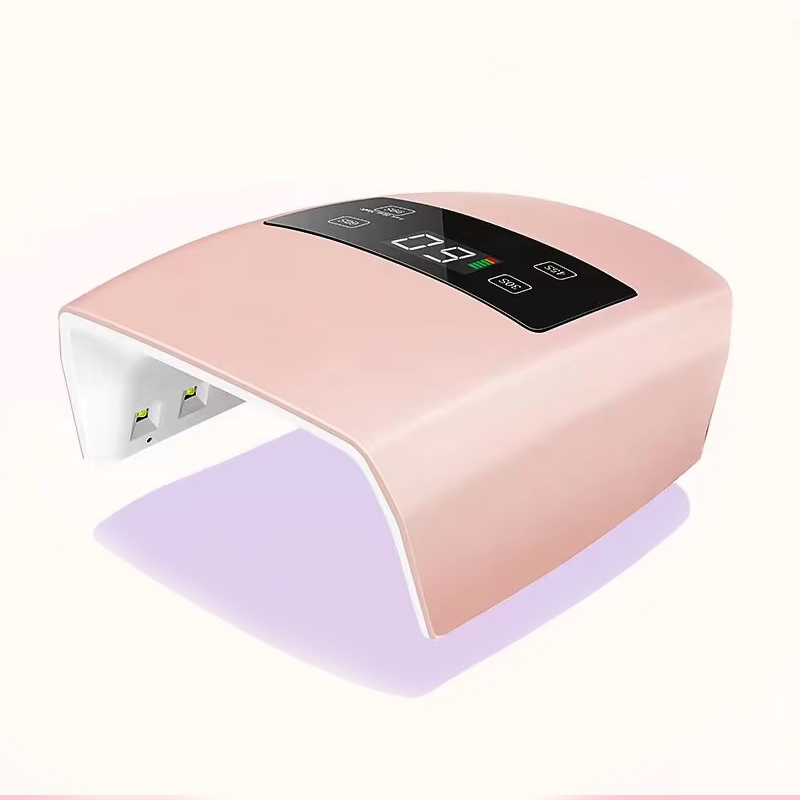 Con che frequenza le lampade UV in una lampada di essiccazione per chiodi in gel UV dovrebbero essere sostituite?